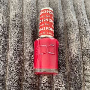 BRAND NEW DND REGULAR POLISH IN BOSTON UNIVERSITY RED